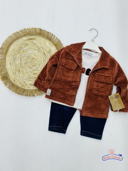 بني كاراميل دافئ