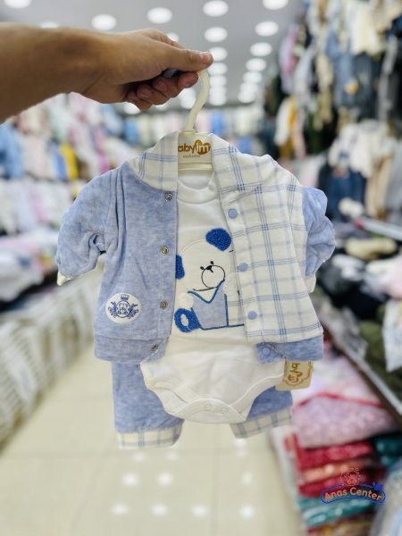 طقم بيبي ولادي 3 قطع ( مخمل )