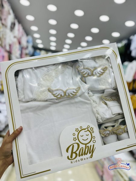 ابيض جناح ذهبي