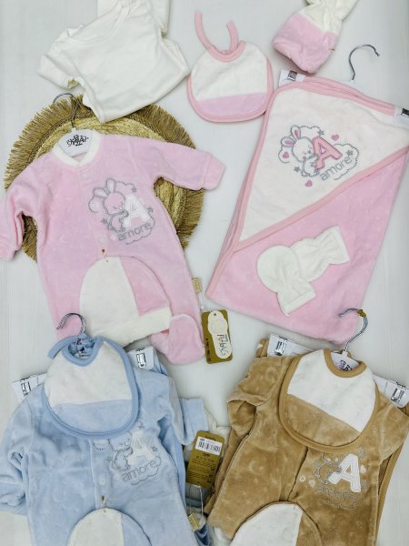 طقم مشفى مخمل بيبي 7 قطع 